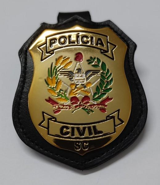 Homem é preso após se machucar limpando espingarda e registrar tentativa de homicídio