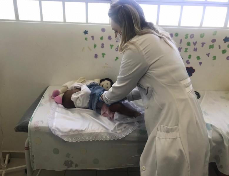Fisioterapia domiciliar leva atendimento humanizado a pacientes 