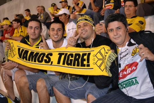 Torcida tricolor vai dormir mais feliz nesta quarta-feira