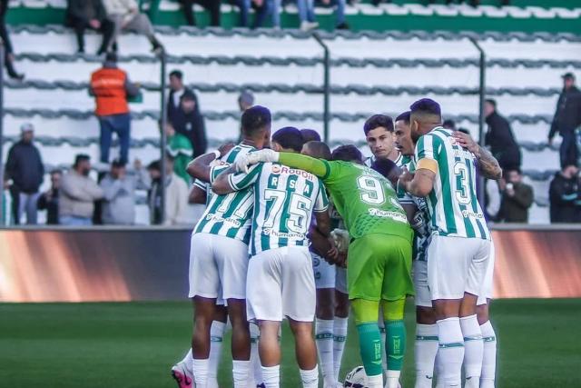 Juventude empata contra Atlético-GO e volta à liderança da Série B