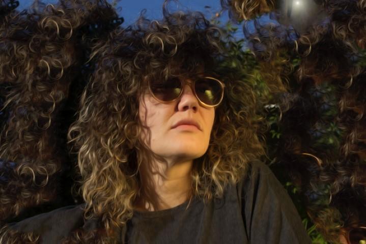 Revelação da Nova MPB, Renata Swoboda, faz show em Içara