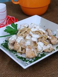 Inguine com Filé de Frango ao Molho de Limão