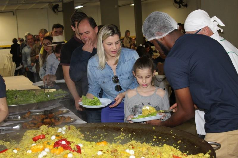 Instituto de Educação Especial em Festa 