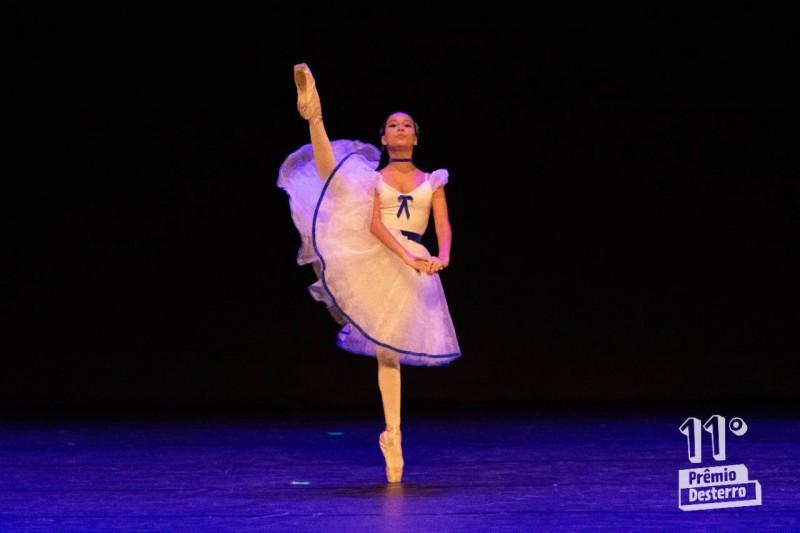Bailarinos de Içara ficam em 8º lugar no Festival de Dança de Florianópolis
