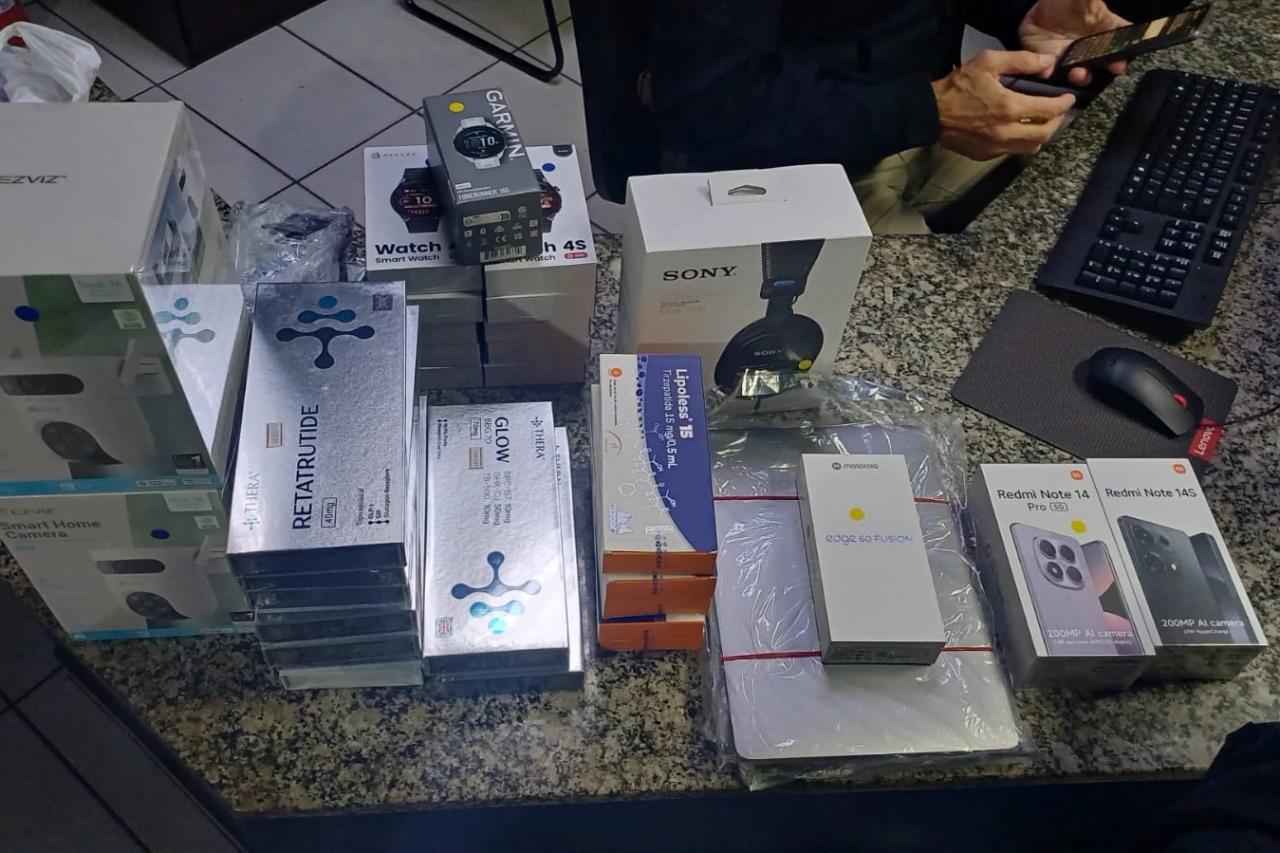 PRF apreende eletrônicos e medicamentos do Paraguai na BR-101
