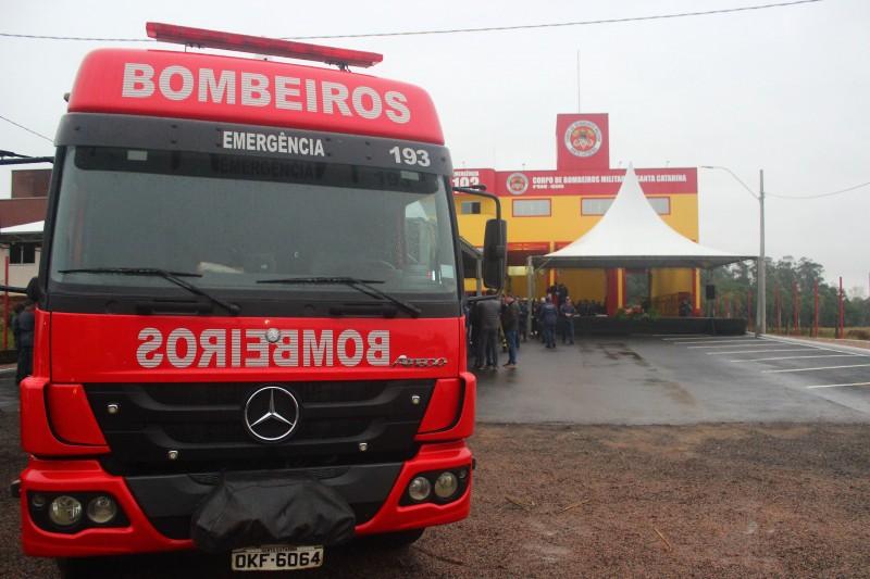 Corpo de Bombeiros de Içara inaugura novo quartel