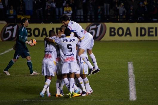 Alívio: Tigre reencontra o caminho da vitória no Brasileirão