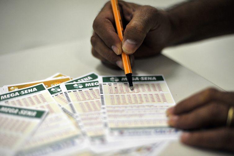 Mega-Sena pode pagar R$ 10 milhões nesta quarta-feira