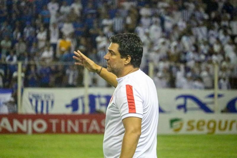 Com cinco rodadas do Catarinense, comissão técnica do Hercílio Luz é demitida