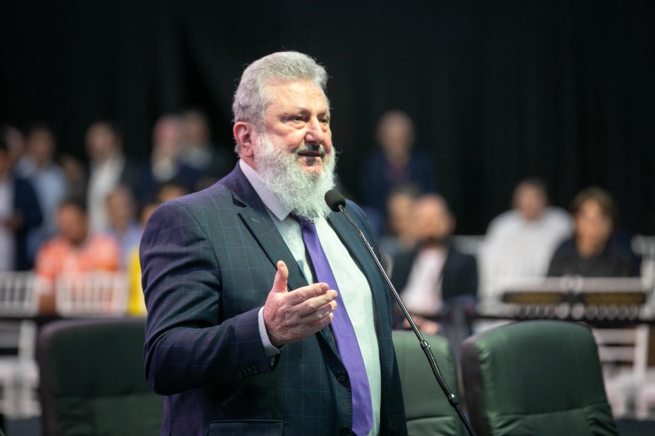 Padre Pedro assume presidência da Alesc por 13 dias