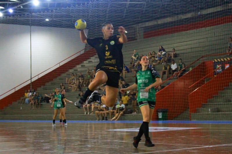 Handebol feminino de Criciúma conquista vaga nas finais do Campeonato Brasileiro Juvenil