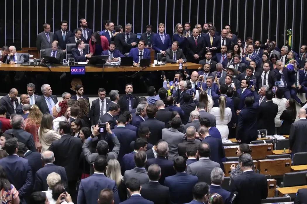 PL da Anistia: maioria da bancada catarinense votou a favor da urgência