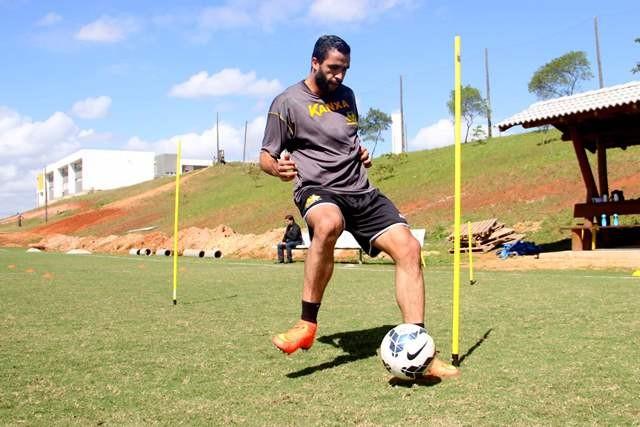 Em fase final de recuperação, Ronaldo Alves projeta retorno aos gramados