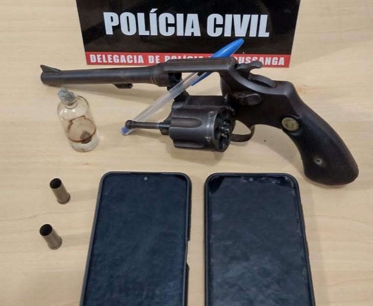 Polícia Civil apreende revólver em casa de homem que ostentava arma de fogo nas redes sociais