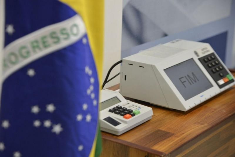 Urnas vão dizer em qual Estado vive a maioria dos catarinenses
