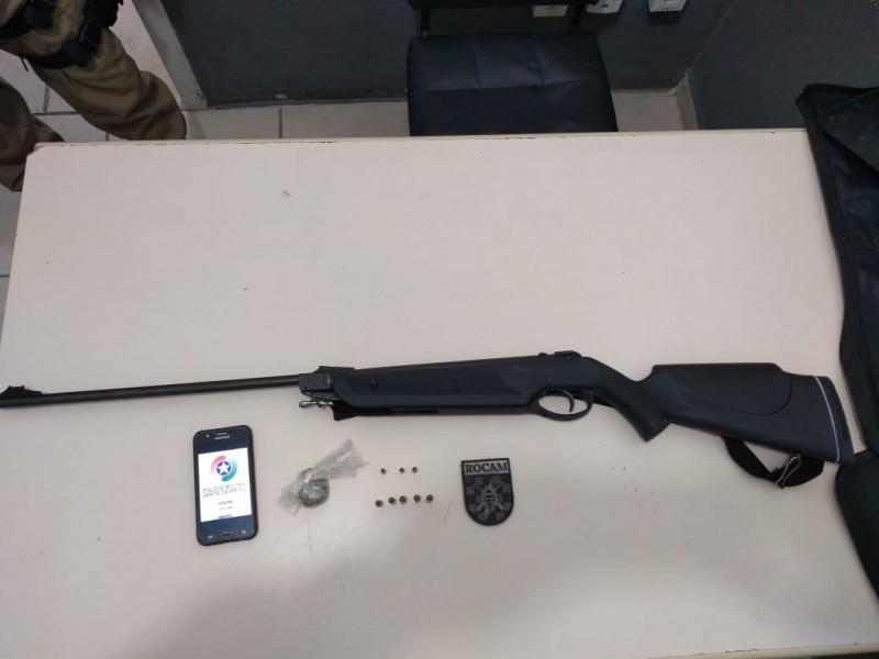 Homem é preso por posse ilegal de arma de fogo em Criciúma 