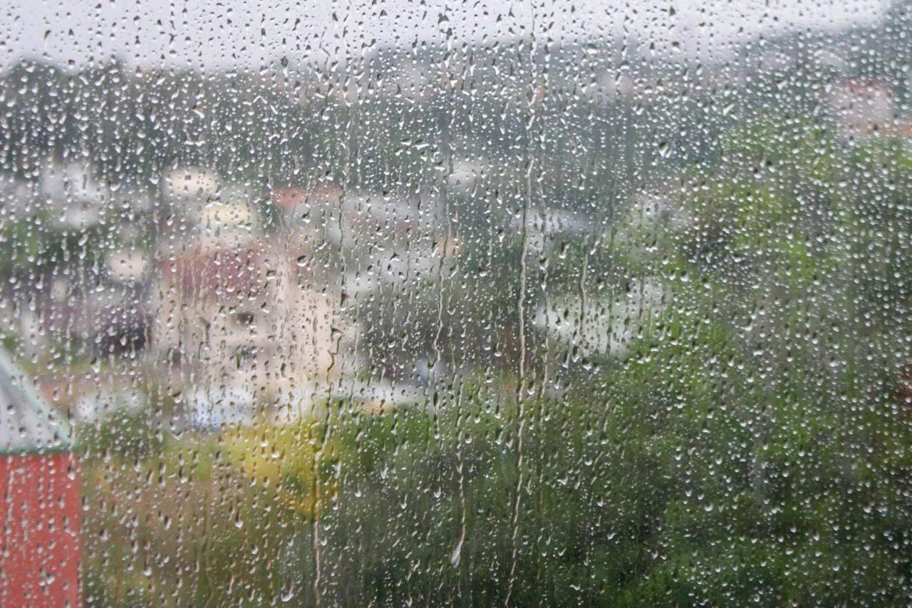 Feriado nacional terá predomínio de tempo nublado e pancadas de chuva em Criciúma
