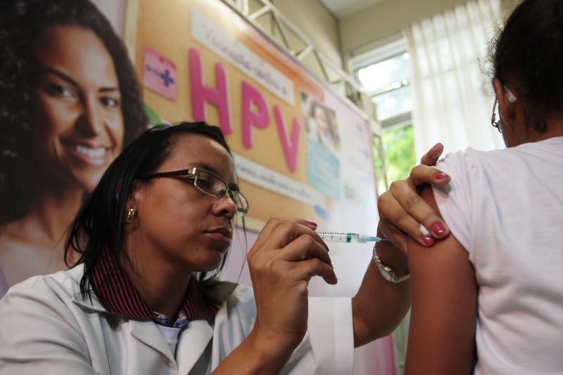 Secretaria de Saúde de Santa Catarina adota esquema de vacinação em dose única contra o HPV