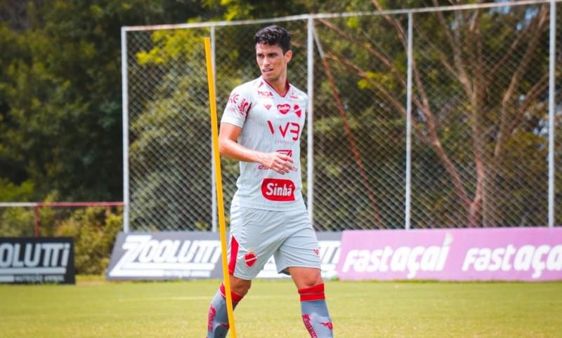 Vila Nova confirma acerto de Henan com o Criciúma