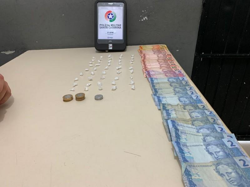 Adolescente é apreendido por tráfico de drogas em Criciúma 