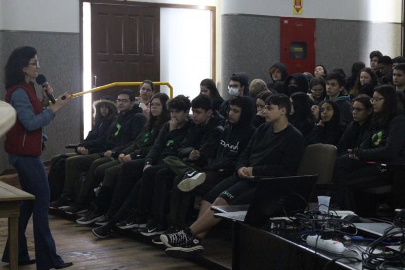 Colégio Satc realiza ação com foco no desenvolvimento de hábitos comportamentais e de estudo 