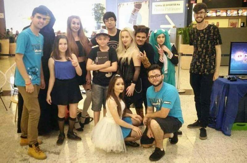 Pré-estreia de Liga da Justiça terá encontro de cosplayers 