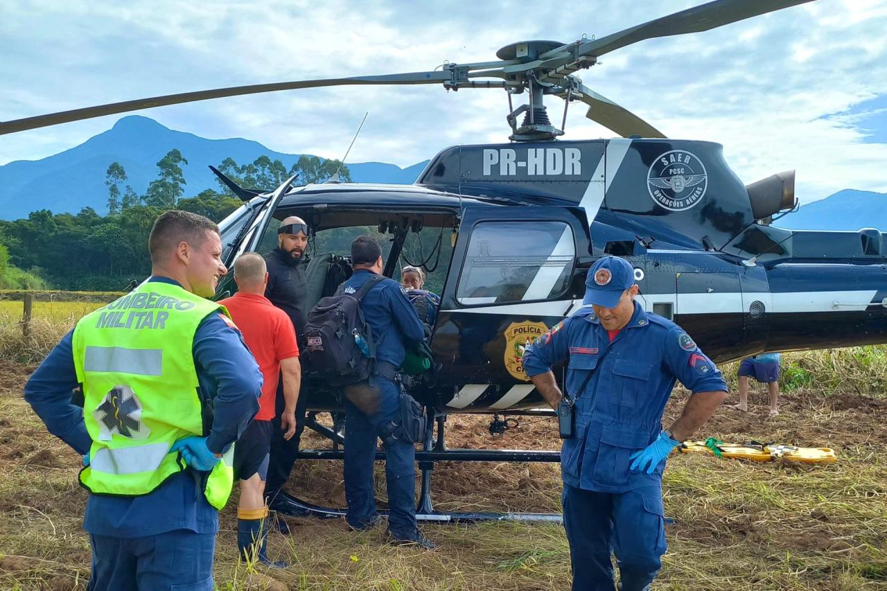 Homem é resgatado em área de mata depois de ser atacado por marimbondos