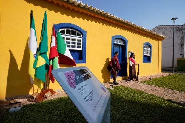Governador participa da reabertura da Casa de Anita em Laguna
