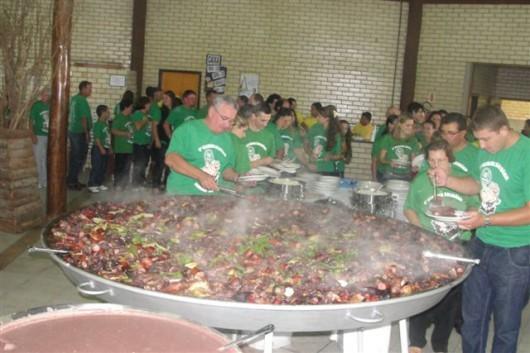 6ª Feijoada Solidária da APAE de Maracajá