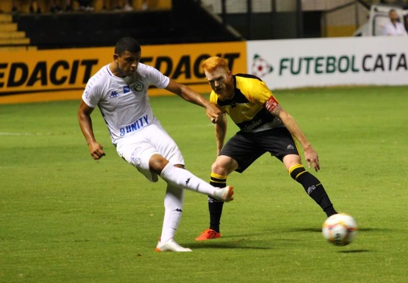 O empate, as vaias e mais um tropeço do Tigre no Campeonato Catarinense