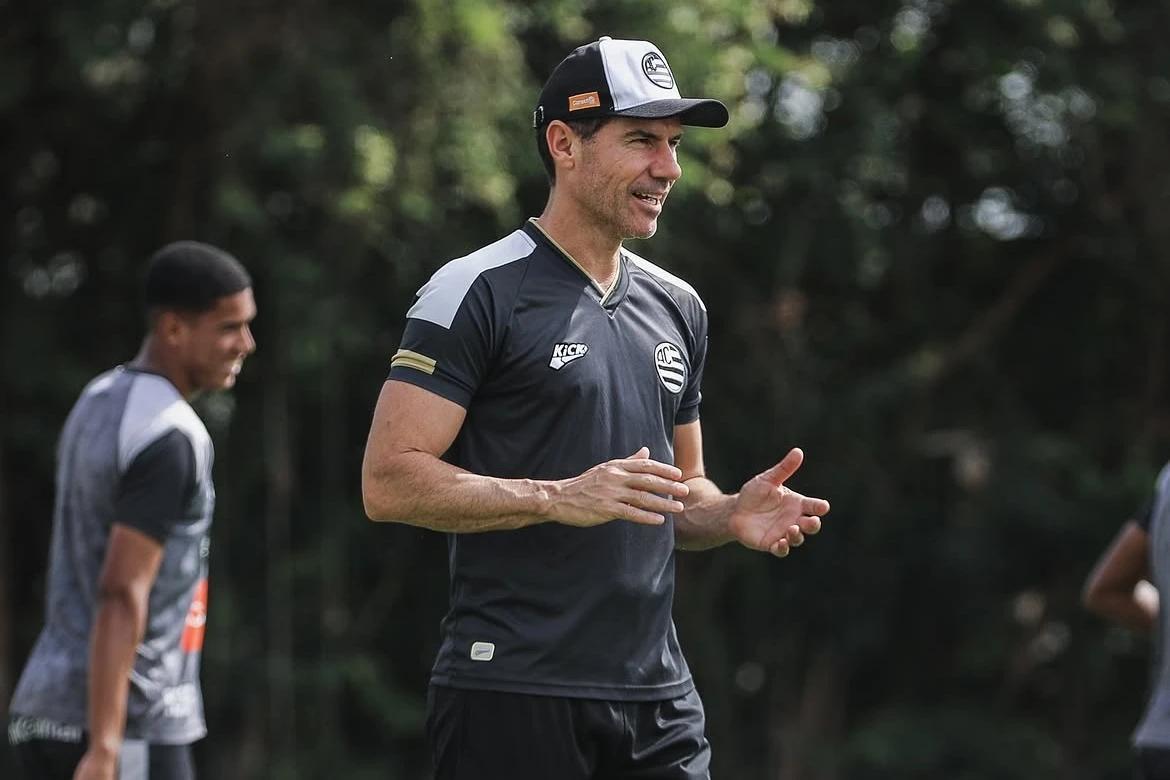 Rodada da Série B fecha com duelo que pode alterar o G6
