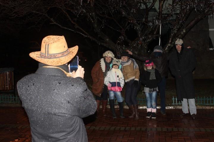 VÍDEO: Turistas fazem a festa com temperaturas negativas