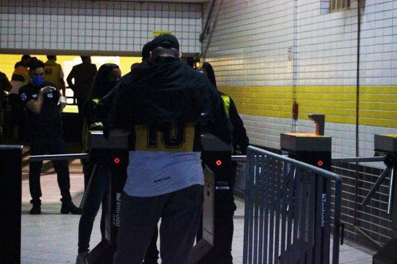 Sócios do Criciúma podem retirar ingressos gratuitos para a partida contra o Paysandu
