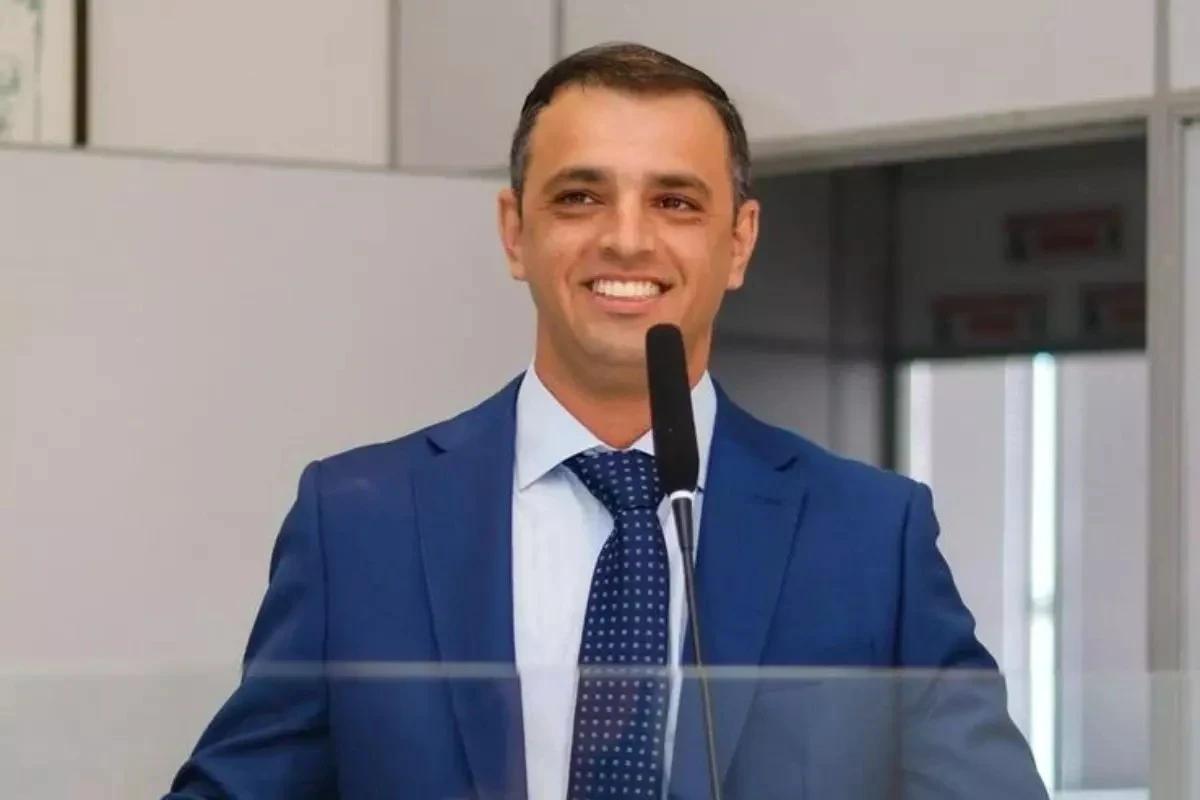 STJ revoga prisão preventiva do prefeito de Garopaba