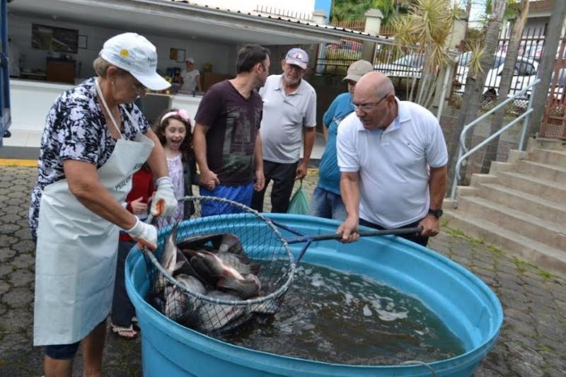 Cocal do Sul realiza Feira do Peixe Vivo nesta quinta-feira