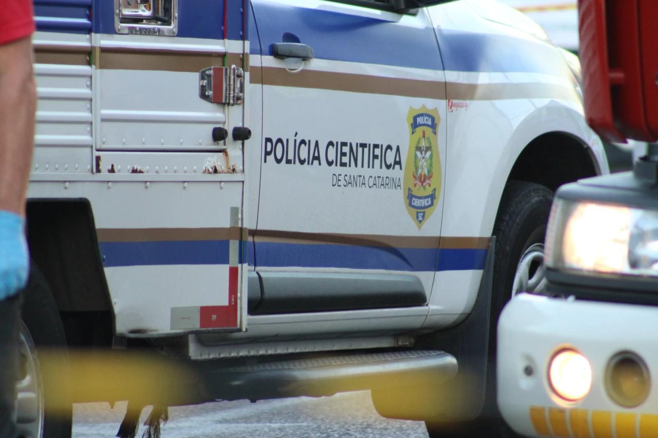 Jovem morre e crianças ficam feridas em acidente na BR-282