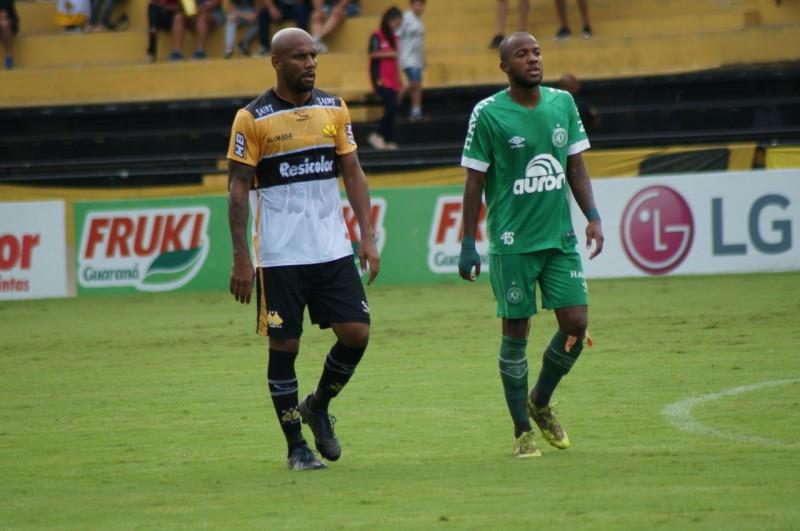 Criciúma e Chapecoense: confronto com mais de R$ 1,9 milhão em disputa 