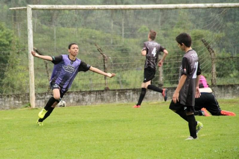 Bairro da Juventude fatura o terceiro lugar no Moleque Bom de Bola