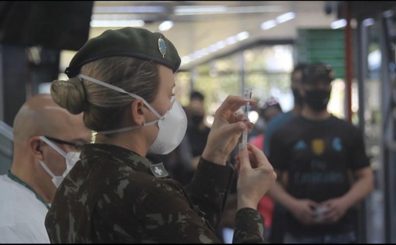 Covid-19: Criciúma recebe mais 5.590 doses e amplia vacinação para pessoas acima de 20 anos