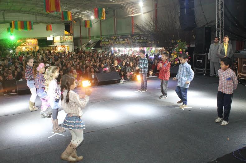 Abertura da 25ª Festa do Colono e 5ª MaracajáFest reúne grande público