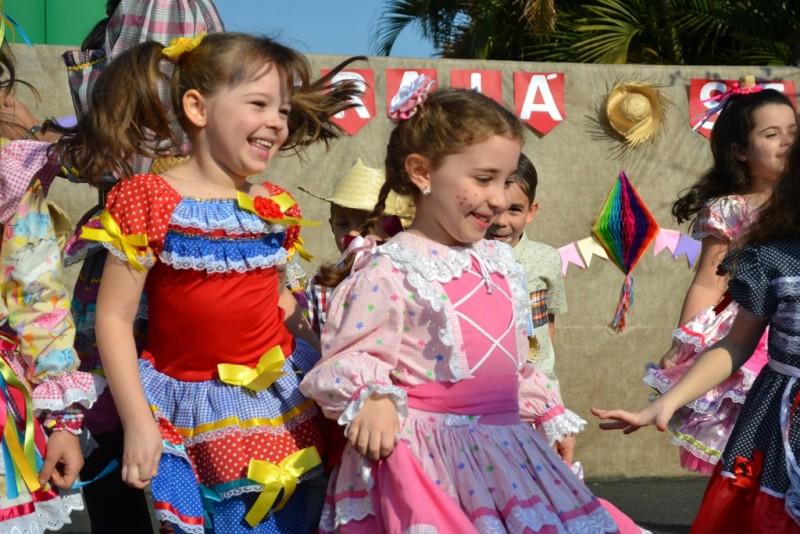 Famílias se reúnem para mais uma edição da Festa Julina do Sesi Escola