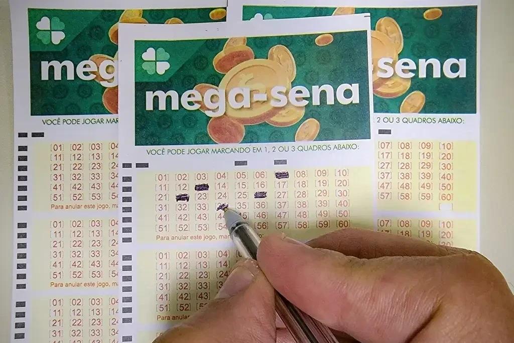 Mega-Sena: prêmio acumula e vai a R$ 7 milhões