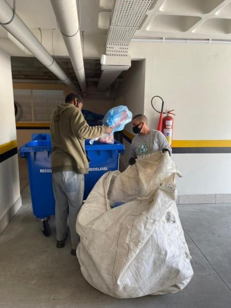 Condomínios aderem à coleta seletiva e aumentam o retorno de resíduos recicláveis em Criciúma