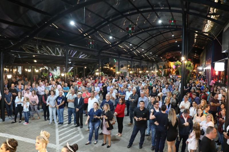 Rua Coberta é inaugurada em Nova Veneza