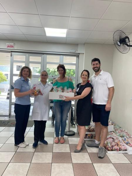 Pacientes do Hospital São José recebem lembranças de Natal 