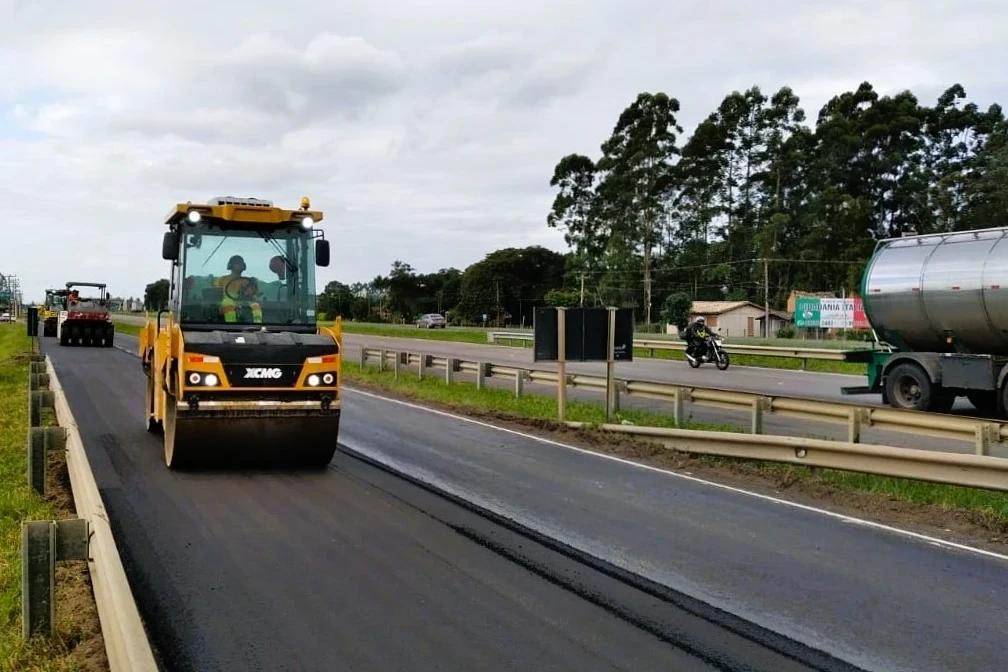 Obras na BR-101 exigem atenção dos motoristas na região Sul catarinense