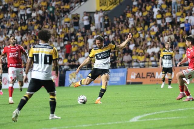 Jean Irmer fala sobre chegada de técnico e futuro do Tigre na Série B: ‘Início de novo tempo'