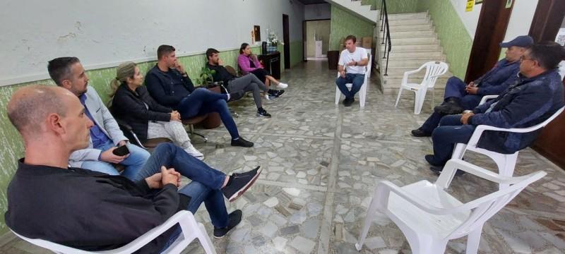 Com previsão de chuva forte, prefeito em exercício discute plano de emergência em Morro da Fumaça 