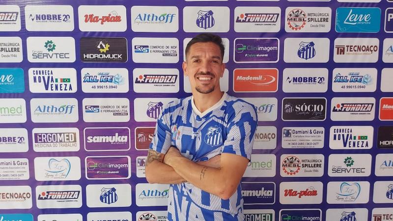 Marcel retorna ao Caravaggio para disputa do Catarinense
