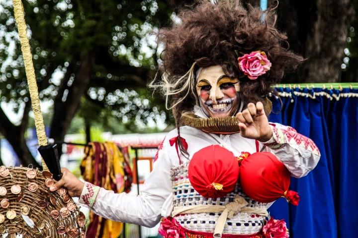 Sesc traz espetáculo e oficina de iniciação ao teatro de rua para Criciúma